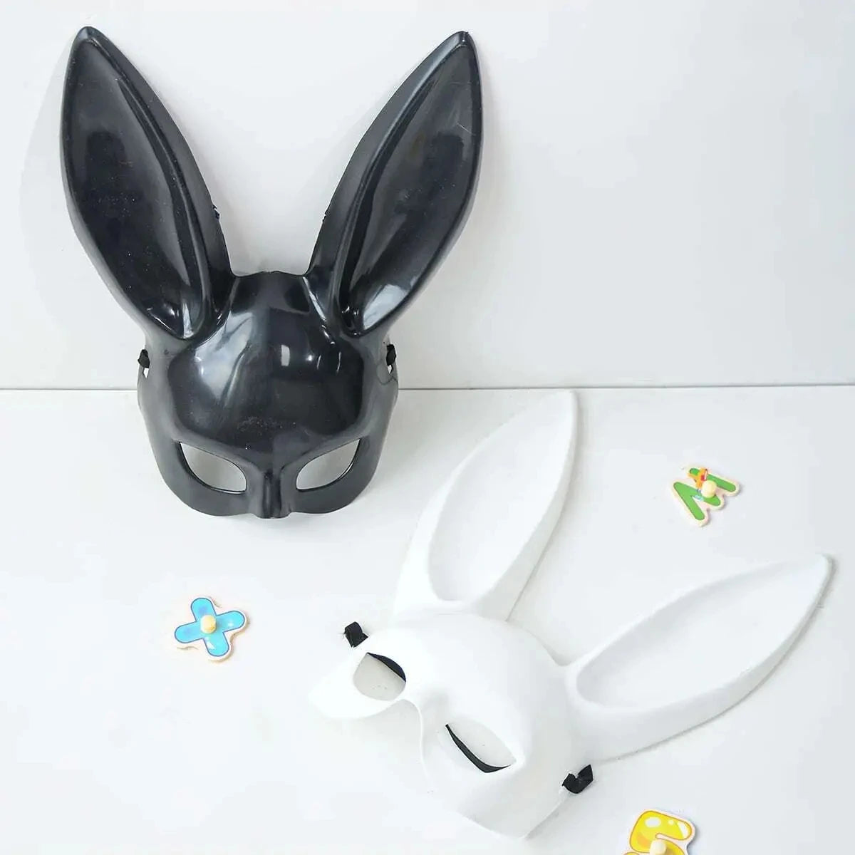 Schwarz-Weiß Kaninchen Maske